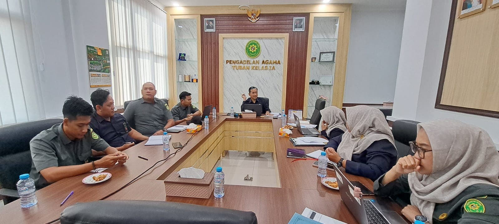 Monitoring dan Evaluasi Kesekretariatan, PA Tuban Matangkan Penyelesaian Tugas dan Persiapan Kegiatan
