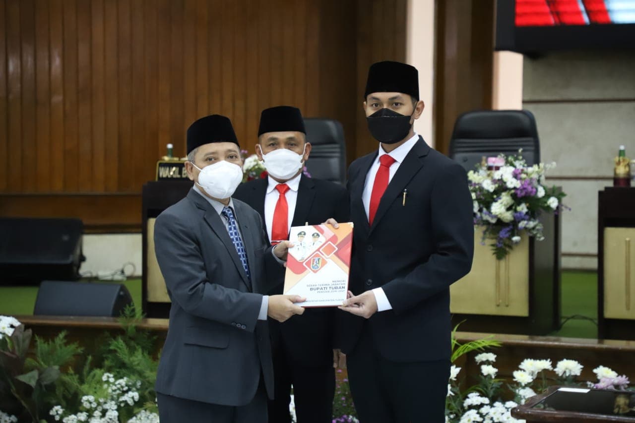 Serah Terima Jabatan Bupati Tuban dan Rapat Paripurna DPRD Kabupaten Tuban