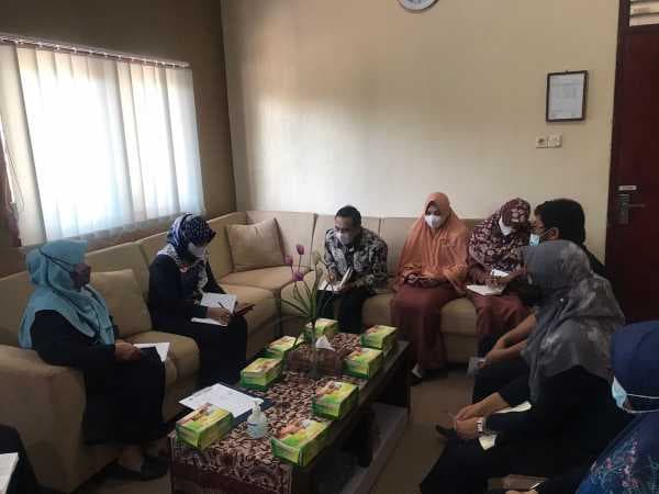 MONITORING DAN EVALUASI LAYANAN POSBAKUM LKBH SUNAN BONANG TUBAN