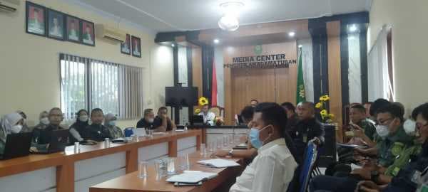 Rapat Tindak Lanjut Hasil Pengawasan Hatiwasda PTA Surabaya