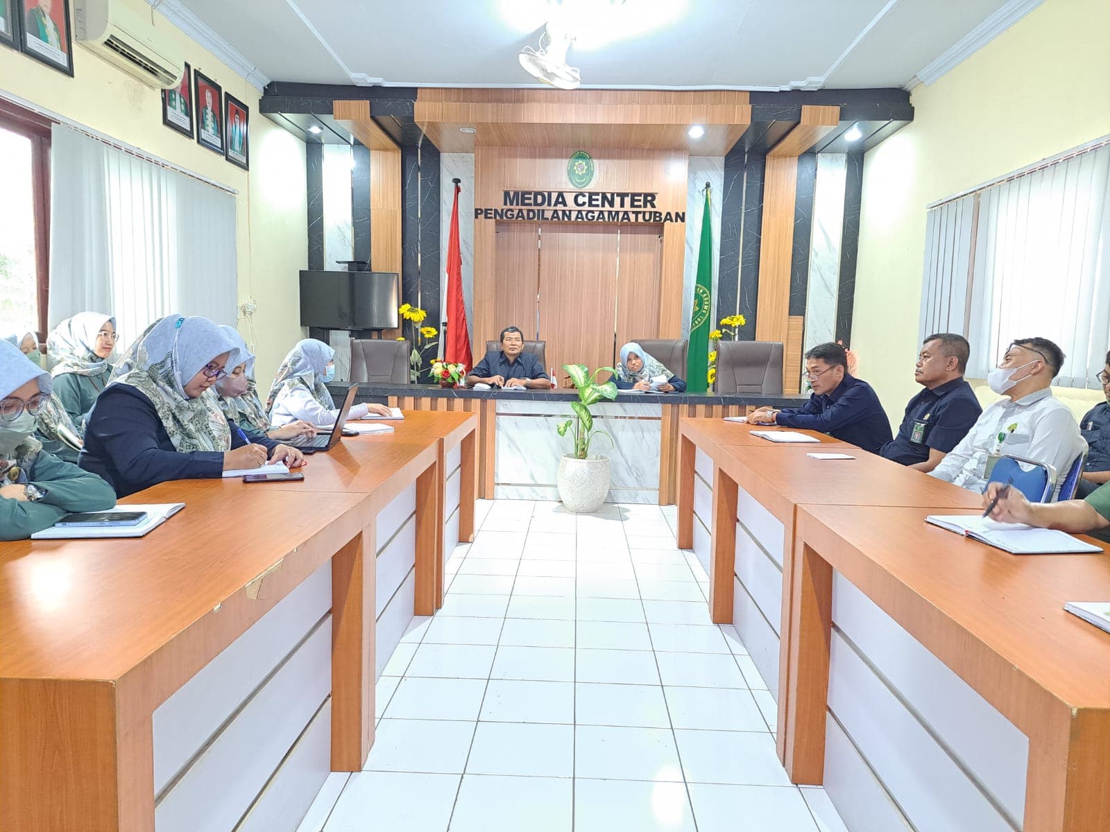 Panitera dan Sekretaris PA Tuban Berkolaborasi Dalam Rangka Peningkatan Kinerja Tahun 2023