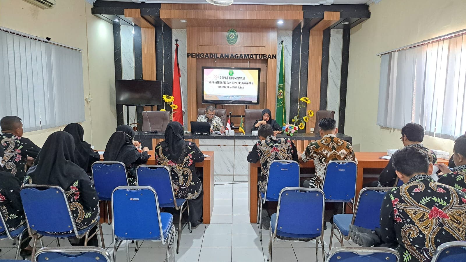 SATUKAN VISI DAN MISI PROGRAM KERJA DI MASING-MASING BAGIAN,
PA TUBAN LAKSANAKAN HAL BERIKUT