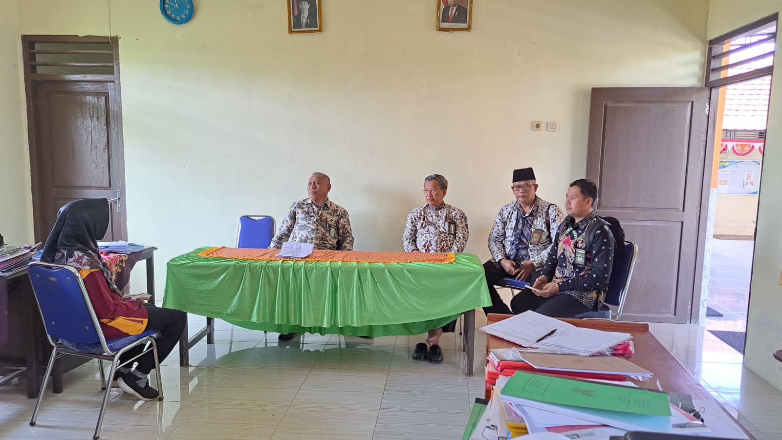 Pastikan Harta Bersama Dalam Perkara Ijin Poligami, Majelis PA Tuban Lakukan Pemeriksaan Setempat