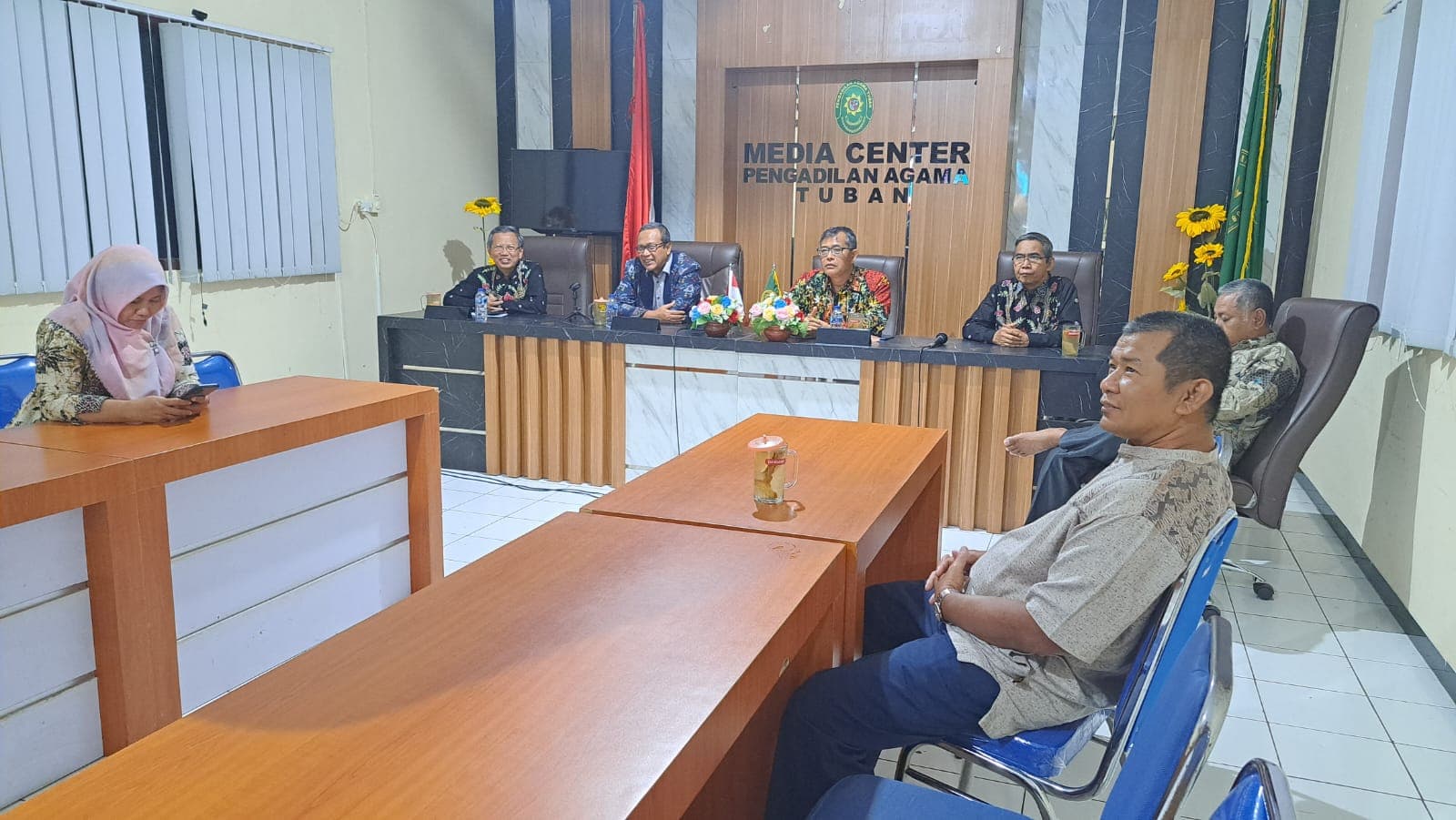 PA Tuban mengikuti Pembinaan Bidang Teknis dan Administrasi Yudisial oleh Pimpinan Mahkamah Agung RI
