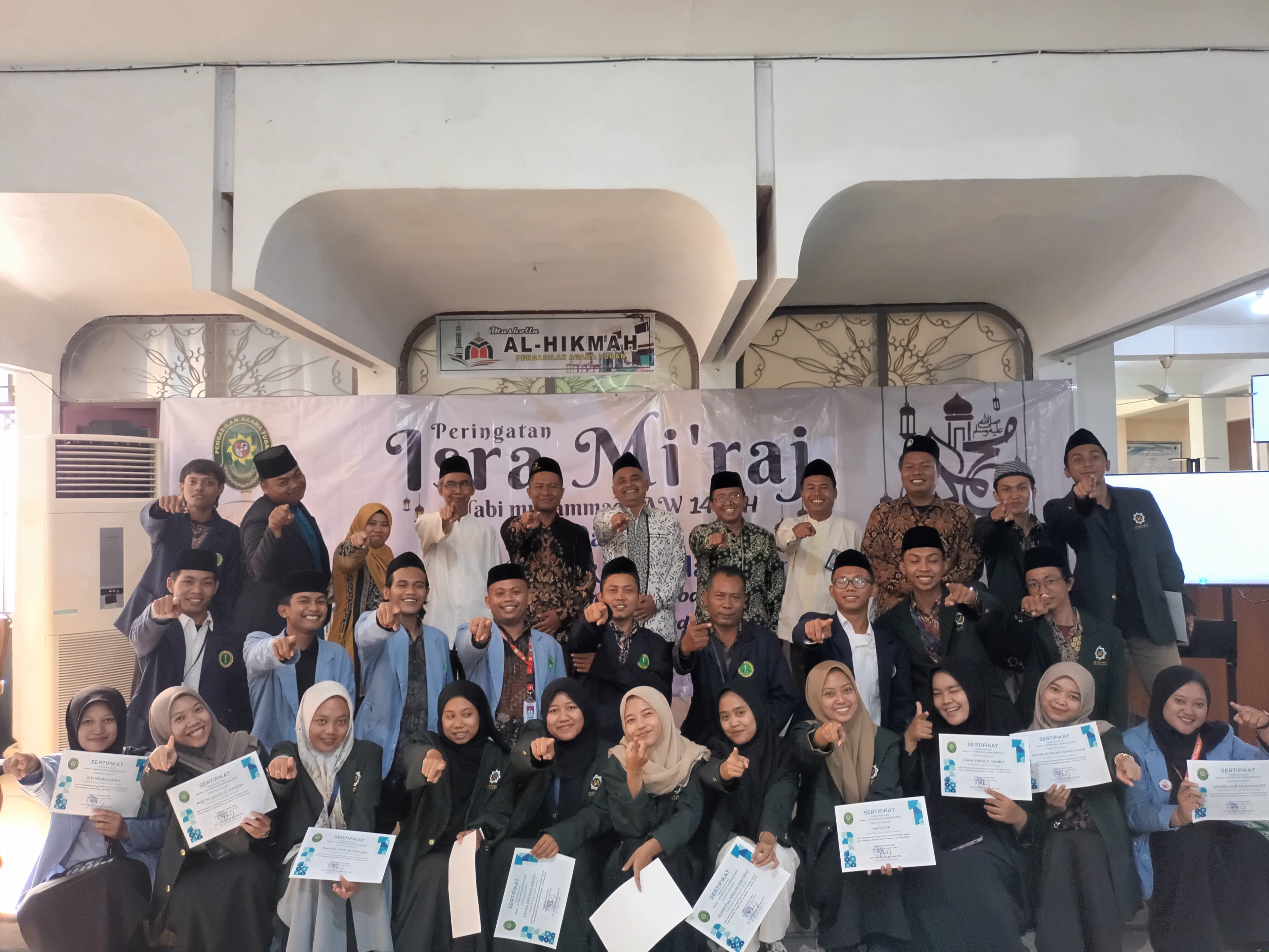 Suasana Haru Mewarnai Kegiatan Peringatan Isro’ Mi’roj di PA Tuban