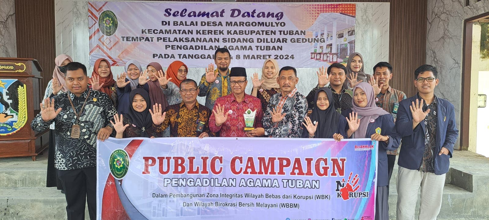 WUJUDKAN INSTANSI BERKOMITMEN TINGGI PA TUBAN GEBUT PELAKSANAAN SIDANG LUAR GEDUNG DI AWAL TAHUN 2024
