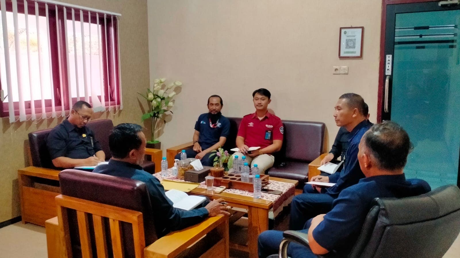 Pengadilan Agama Tuban dan PT Pos Perkuat Sinergi, Evaluasi Layanan Surat Tercatat